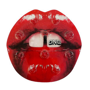 One Ball Lips stomp