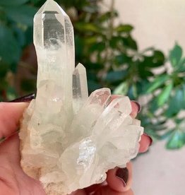 Quartz with Fuchsite Phantoms for opening the heart