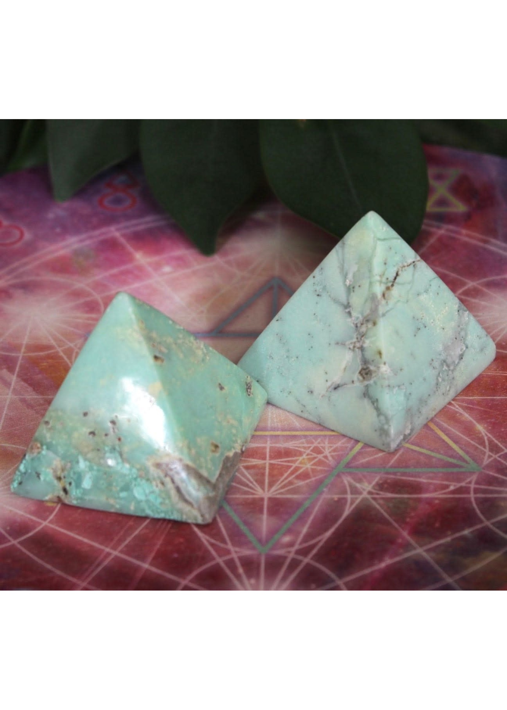 Chrysoprase Pyramids for elevating peace