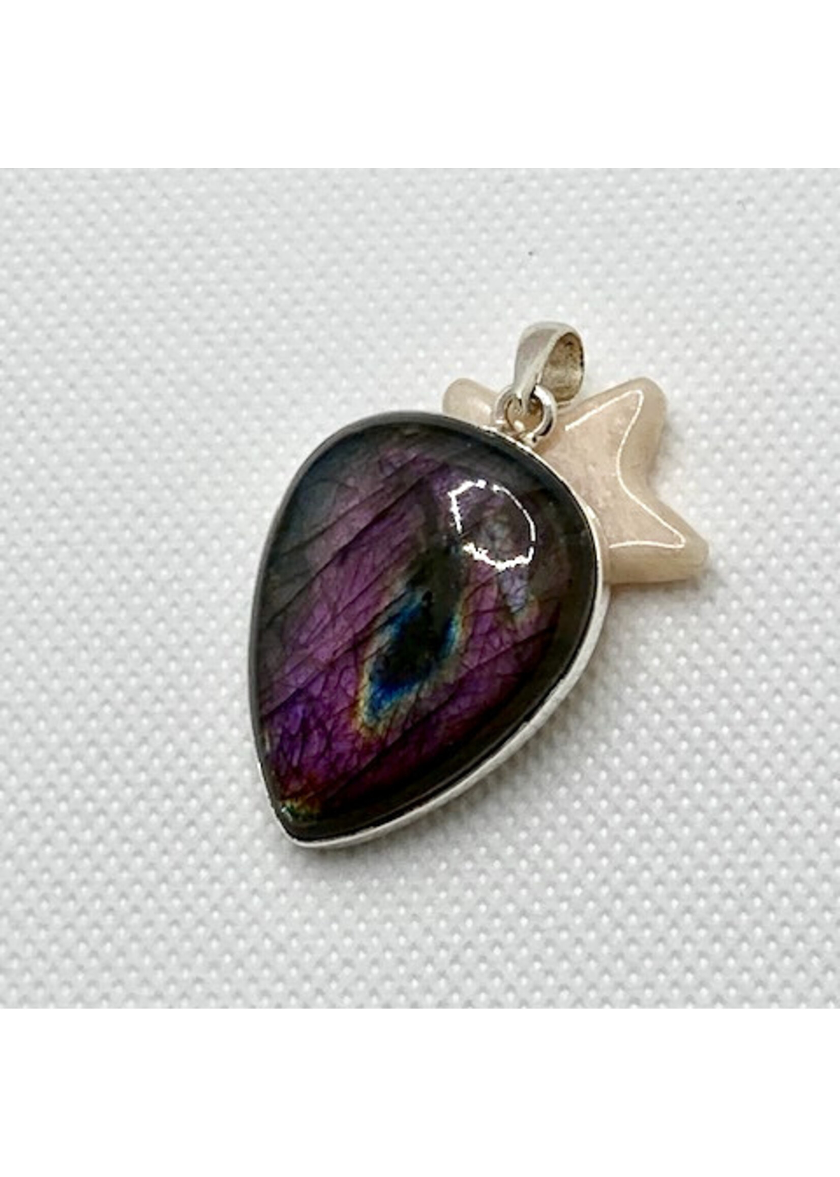 Purple Labradorite Cabochon Pendants Teardrop