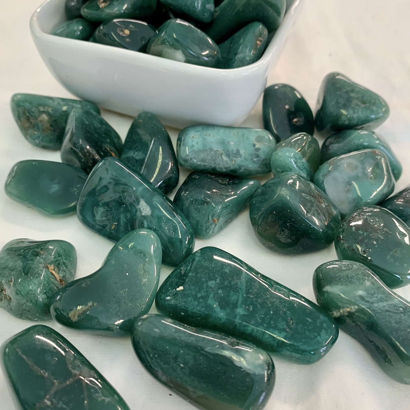 Green chalcedony stone best sale
