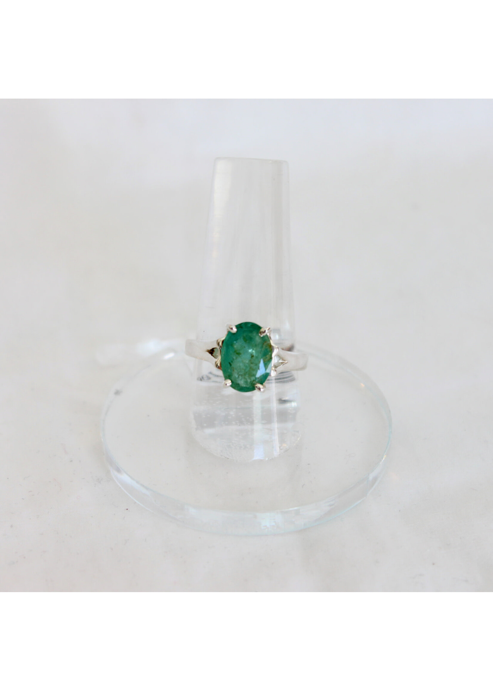 Emerald Ring Faceted Oval sz 8