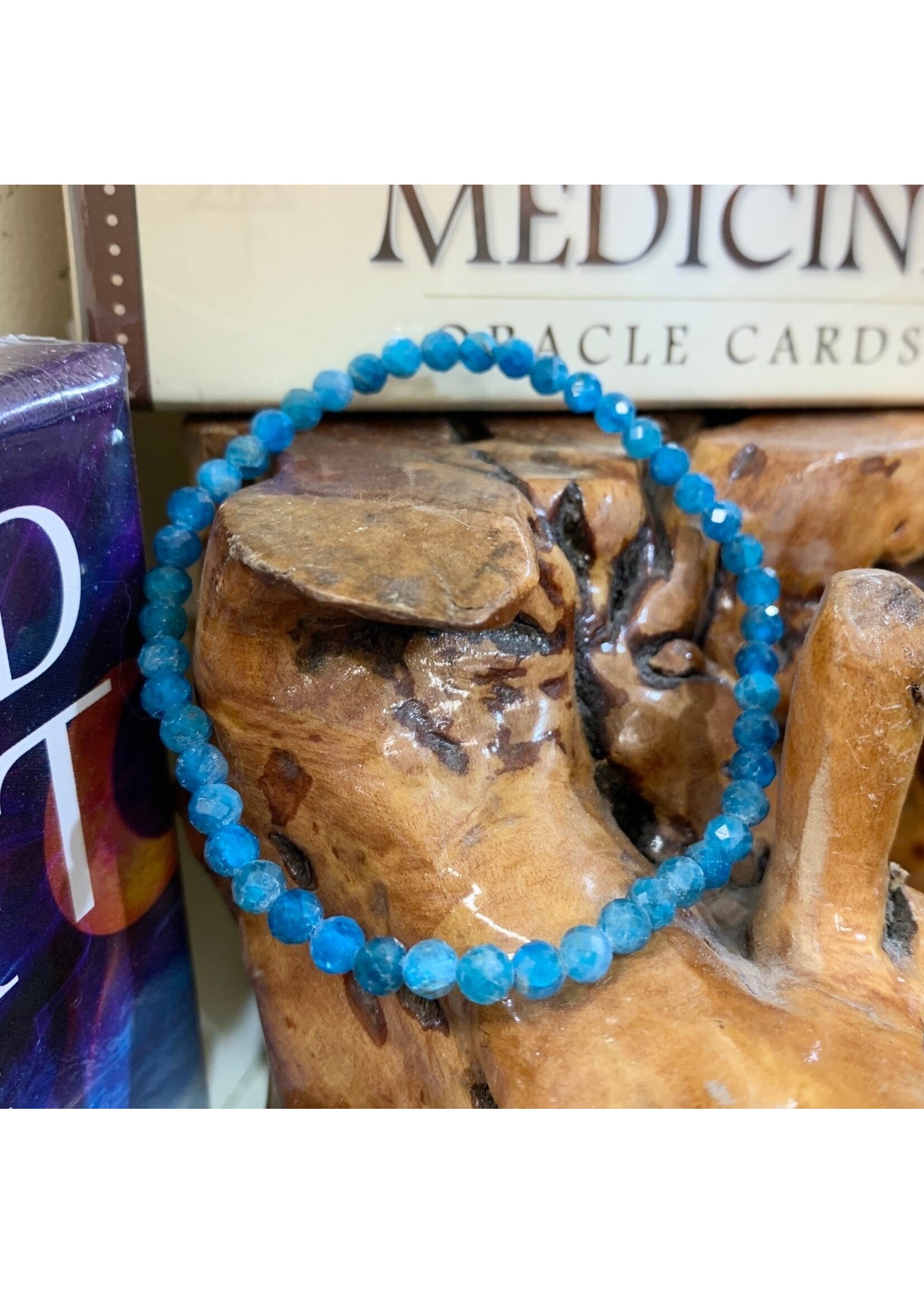 Crystal Bracelet - Blue Apatite Faceted 4mm