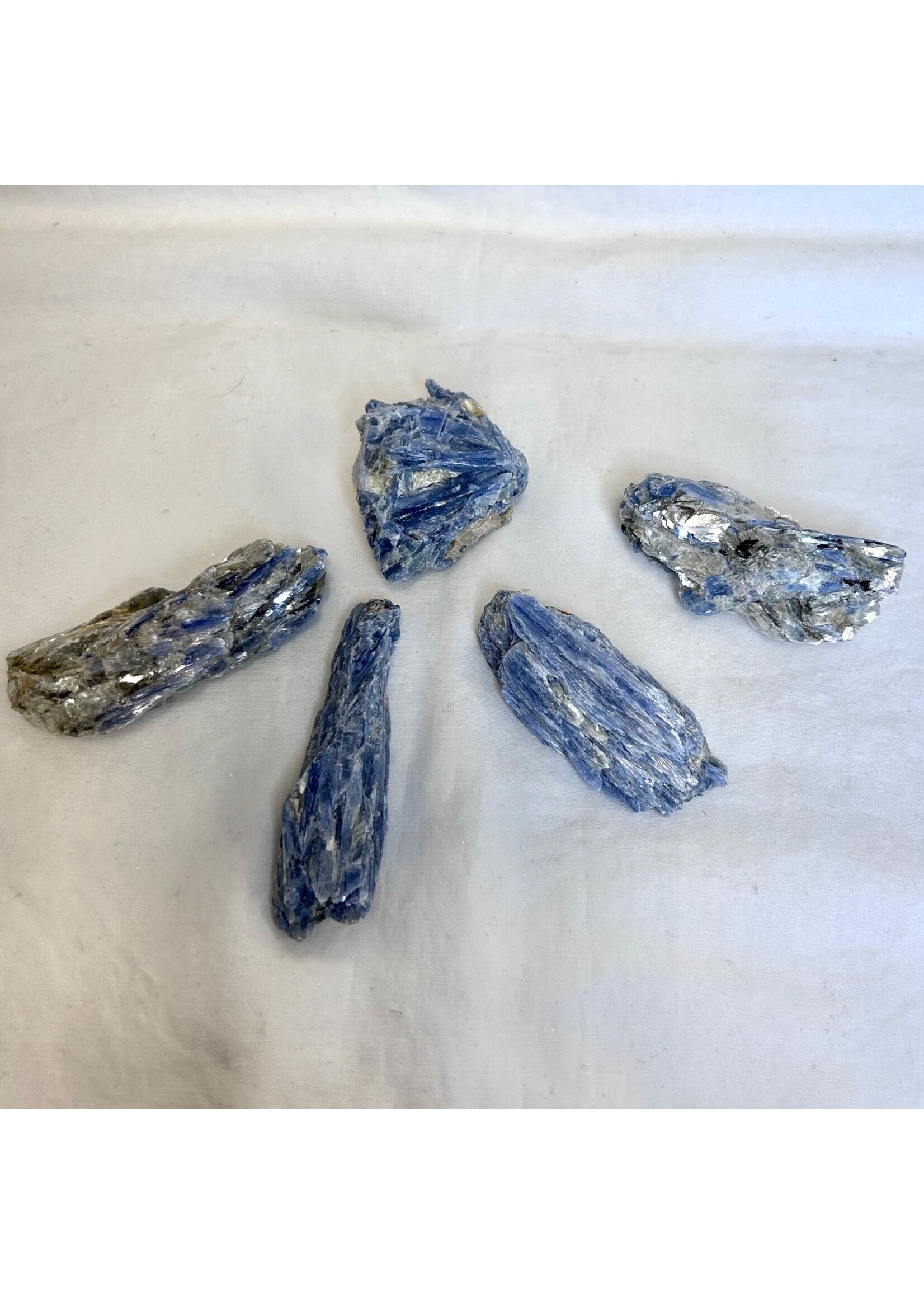 Blue Kyanite for balancing energy