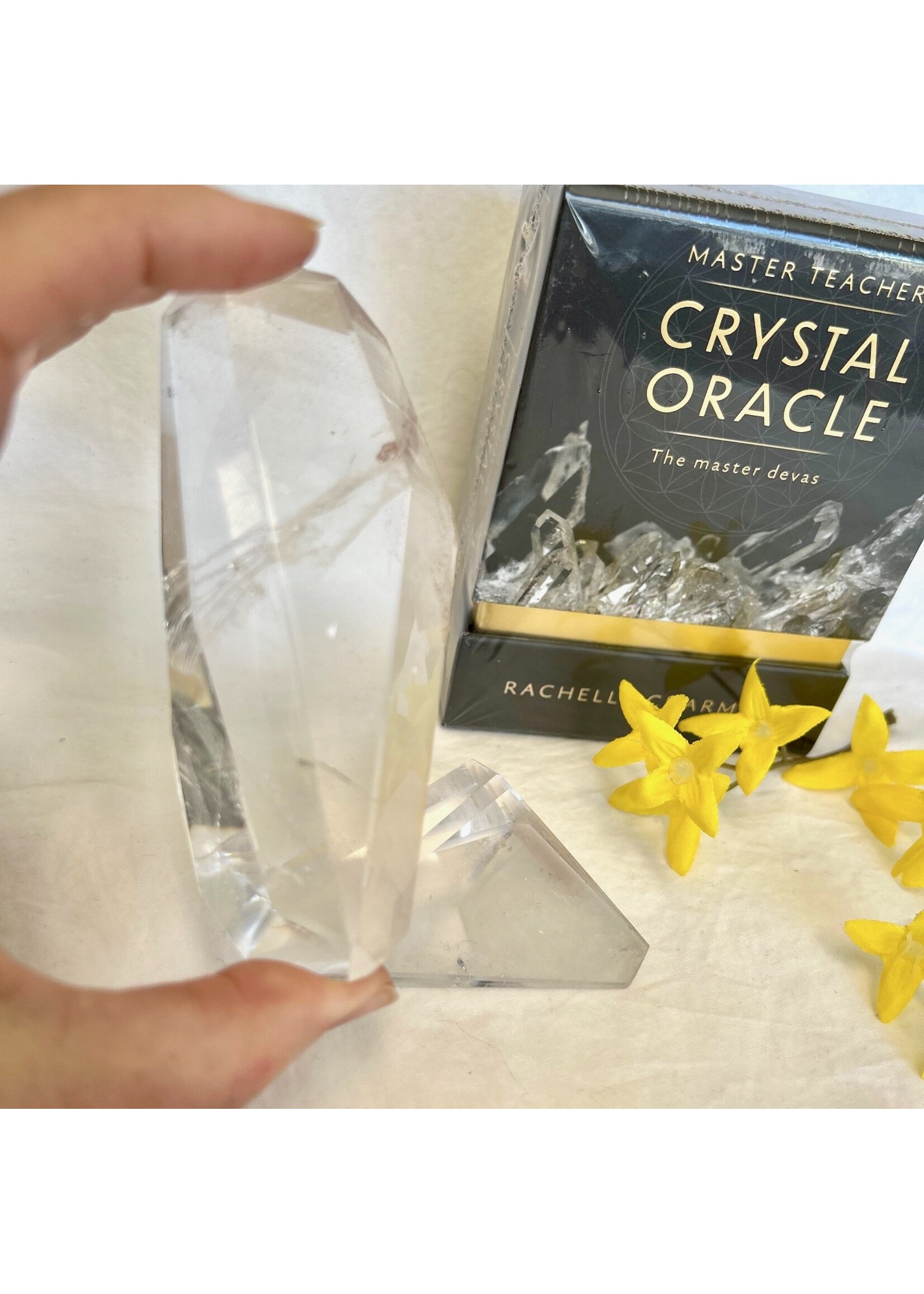 Clarifying Quartz Faceted