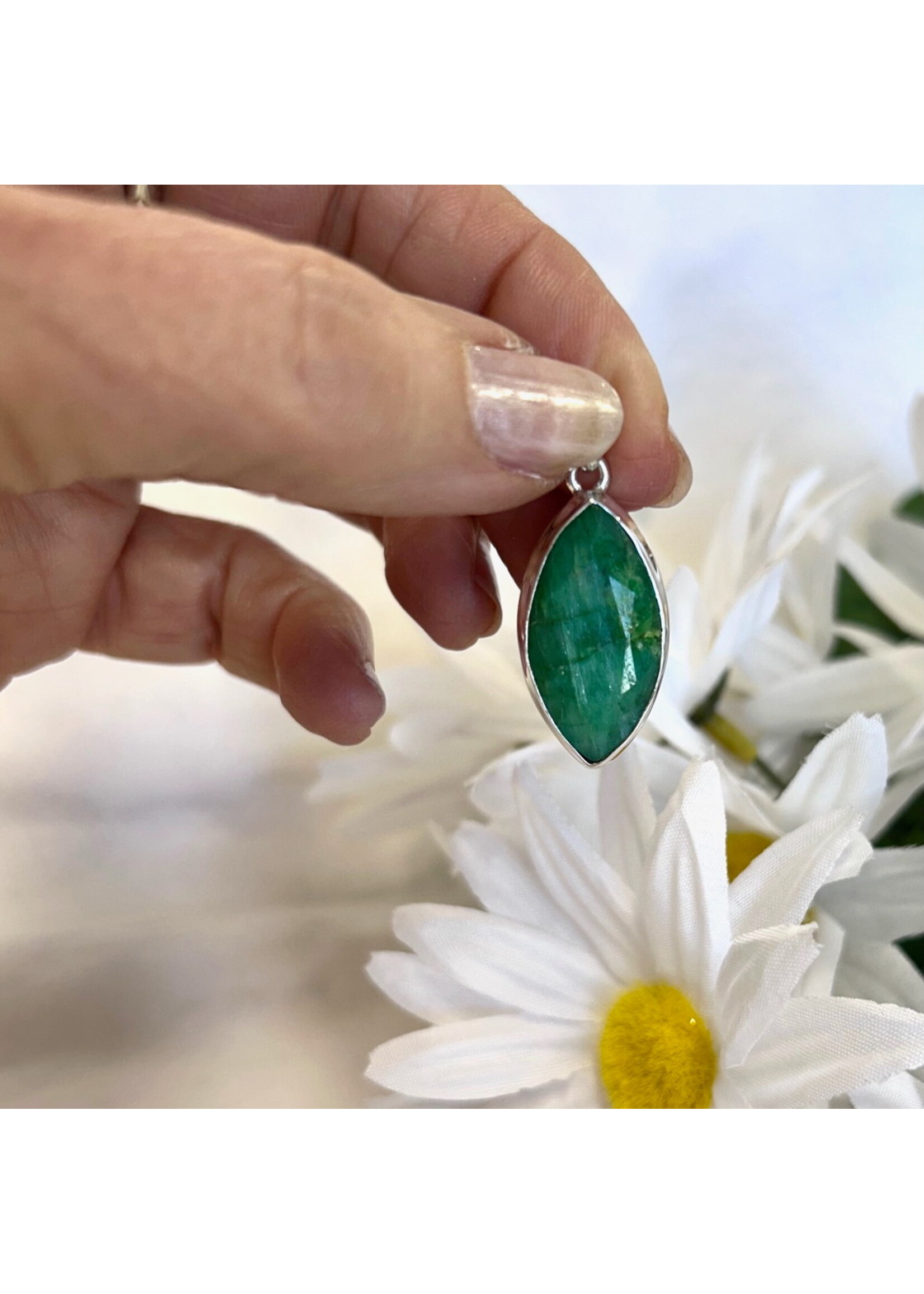 Emerald Faceted Pendant Marquise