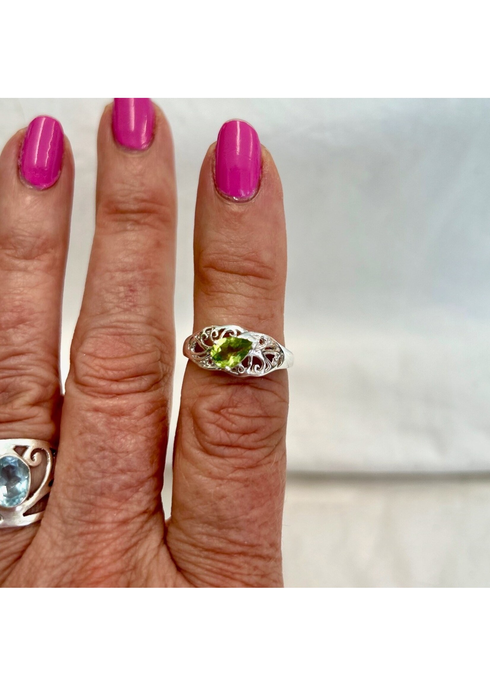 Peridot Faceted Filigree RIngs Teardrop Sz 7