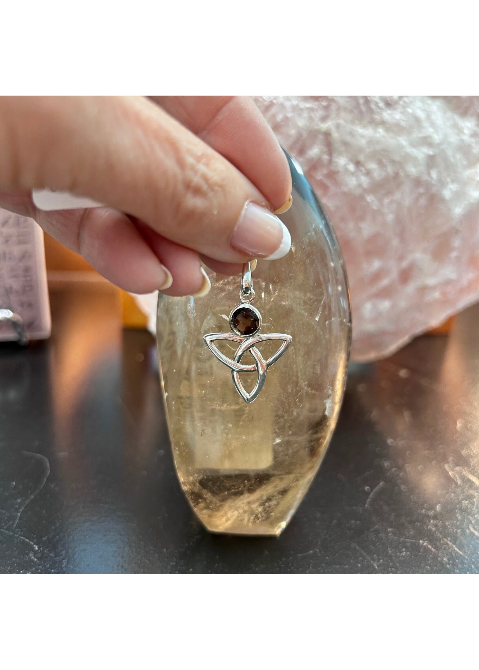 Smoky Quartz  Trillium Faceted Pendant Round