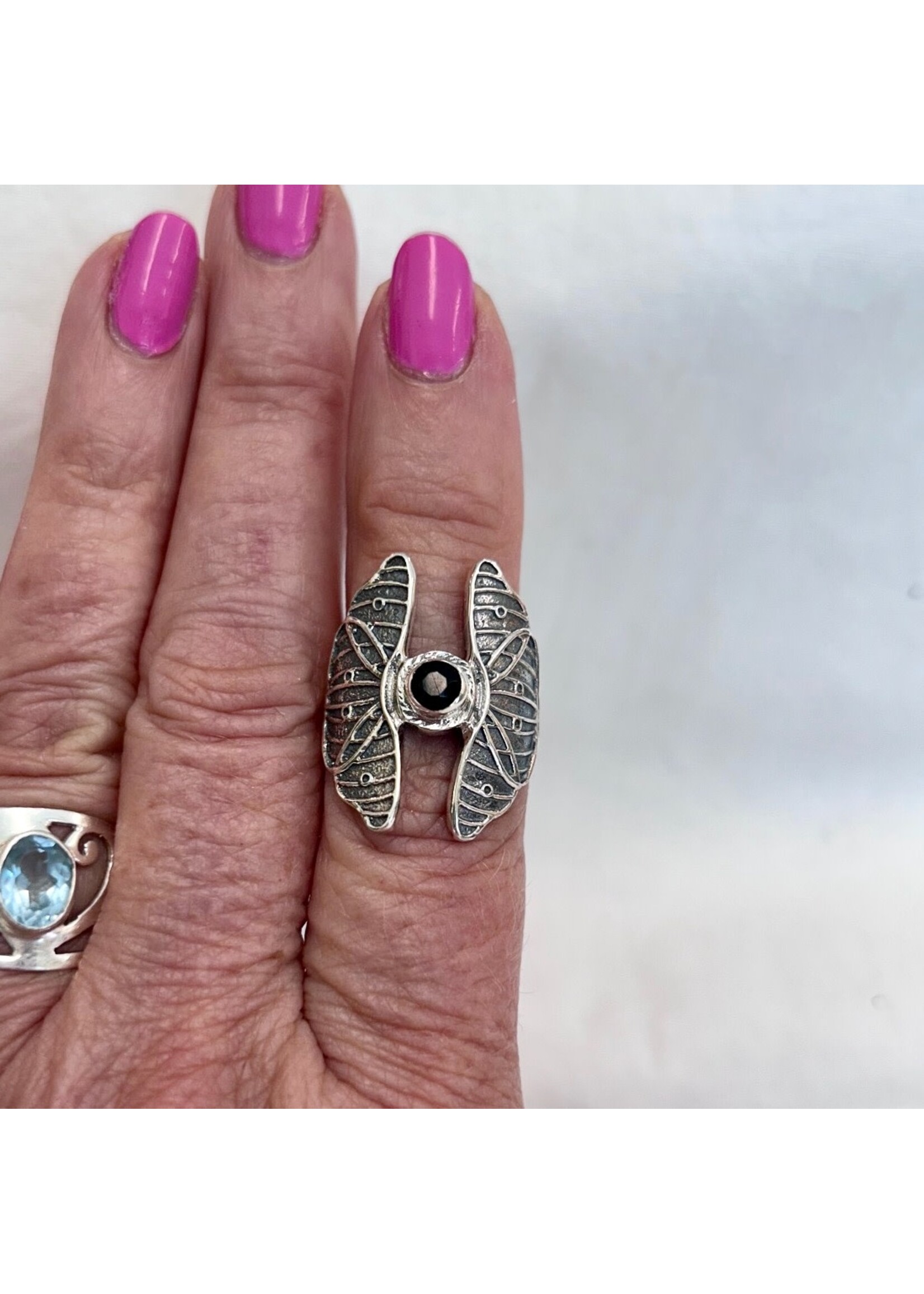 Butterfly Wings Faceted Rings Round