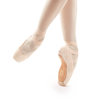 Gaynor Minden Gaynor Minden Classic Europa Pointe Shoe