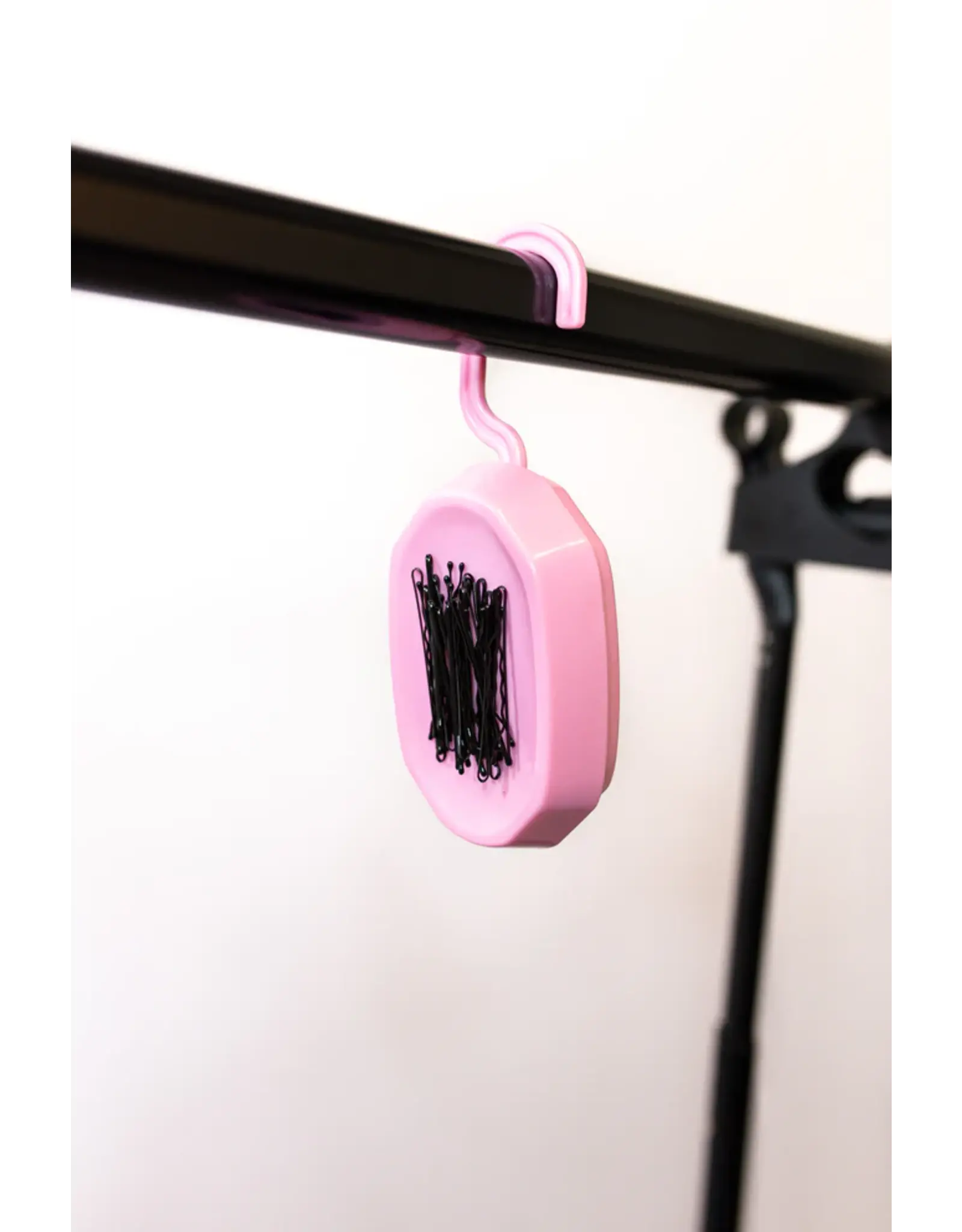 Glam'r Gear Bobby Buddy Magnetic Hanging Bobby Pin Tray