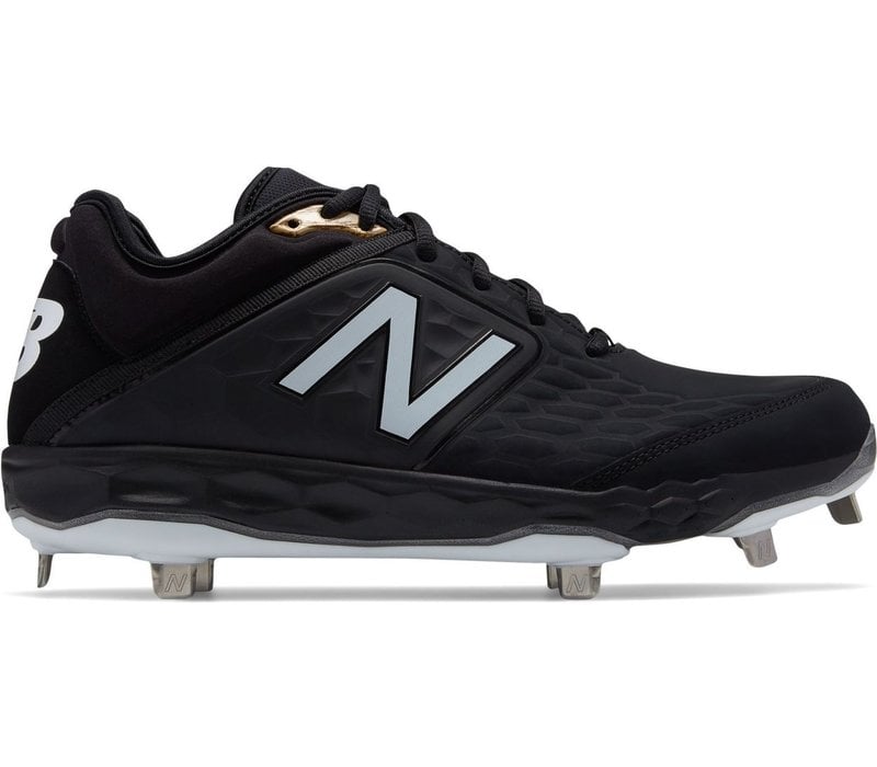 new balance metal cleats mens