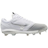 Mizuno Sweep 5 White Metal Fastpitch Cleat