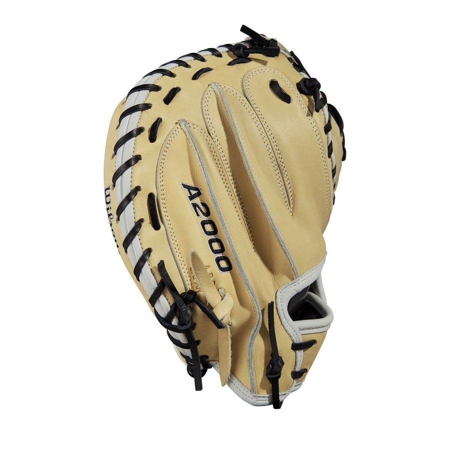 Wilson 2021 A2000 CM33 33" Baseball Catcher's Mitt