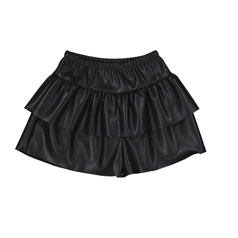 Black Faux Leather Basic Skater Skirt | PrettyLittleThing