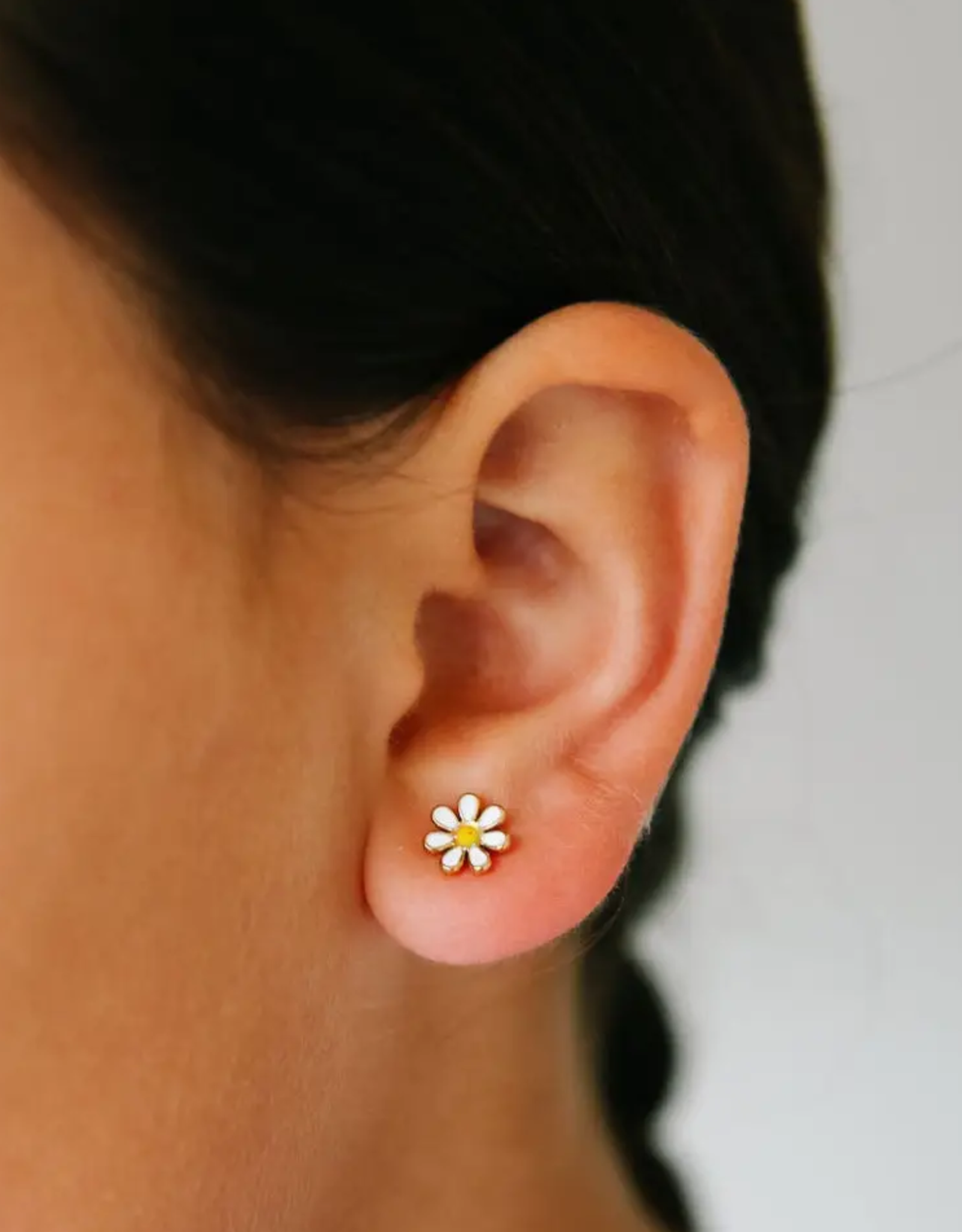 Pip Pop Post Daisy Earrings