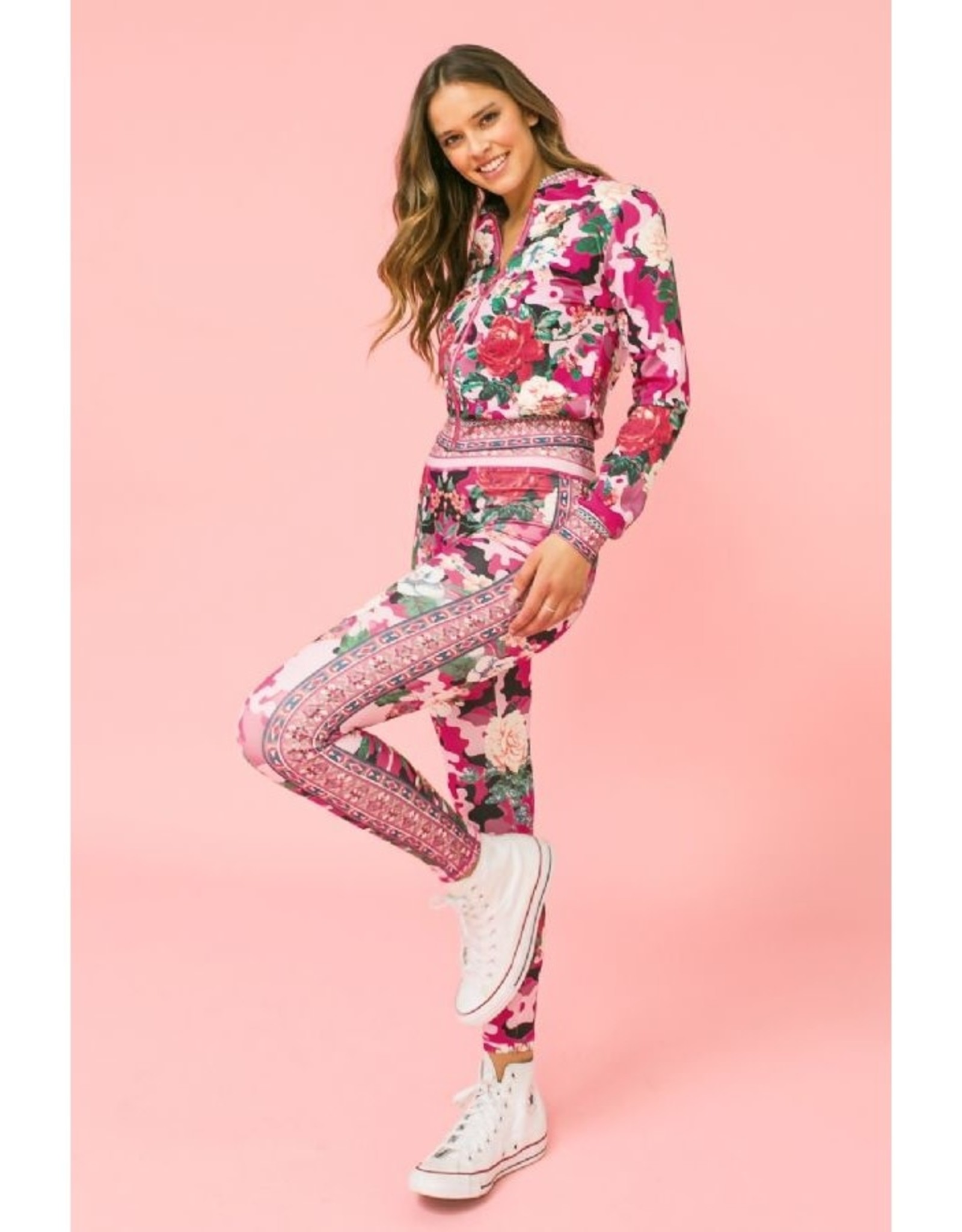 Rosalía outfit at Coachella 2019  Tracksuit women, Girly fashion pink, Louis  vuitton tracksuit