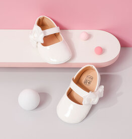 Infant/Toddler Faux Patent Leather Dress Shoes - White