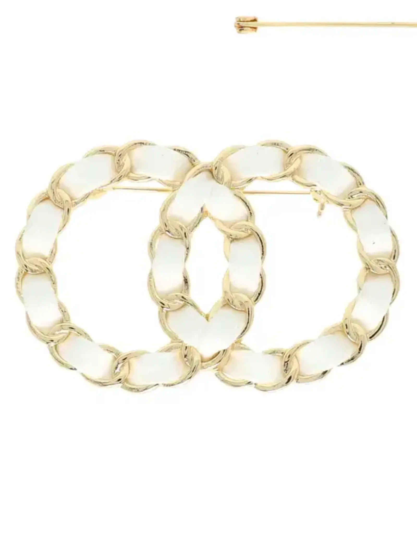 Double O Chain Brooch Pin