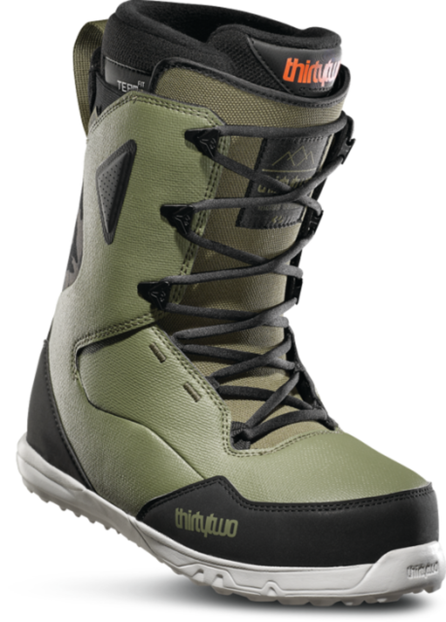 32 snowboard boots canada