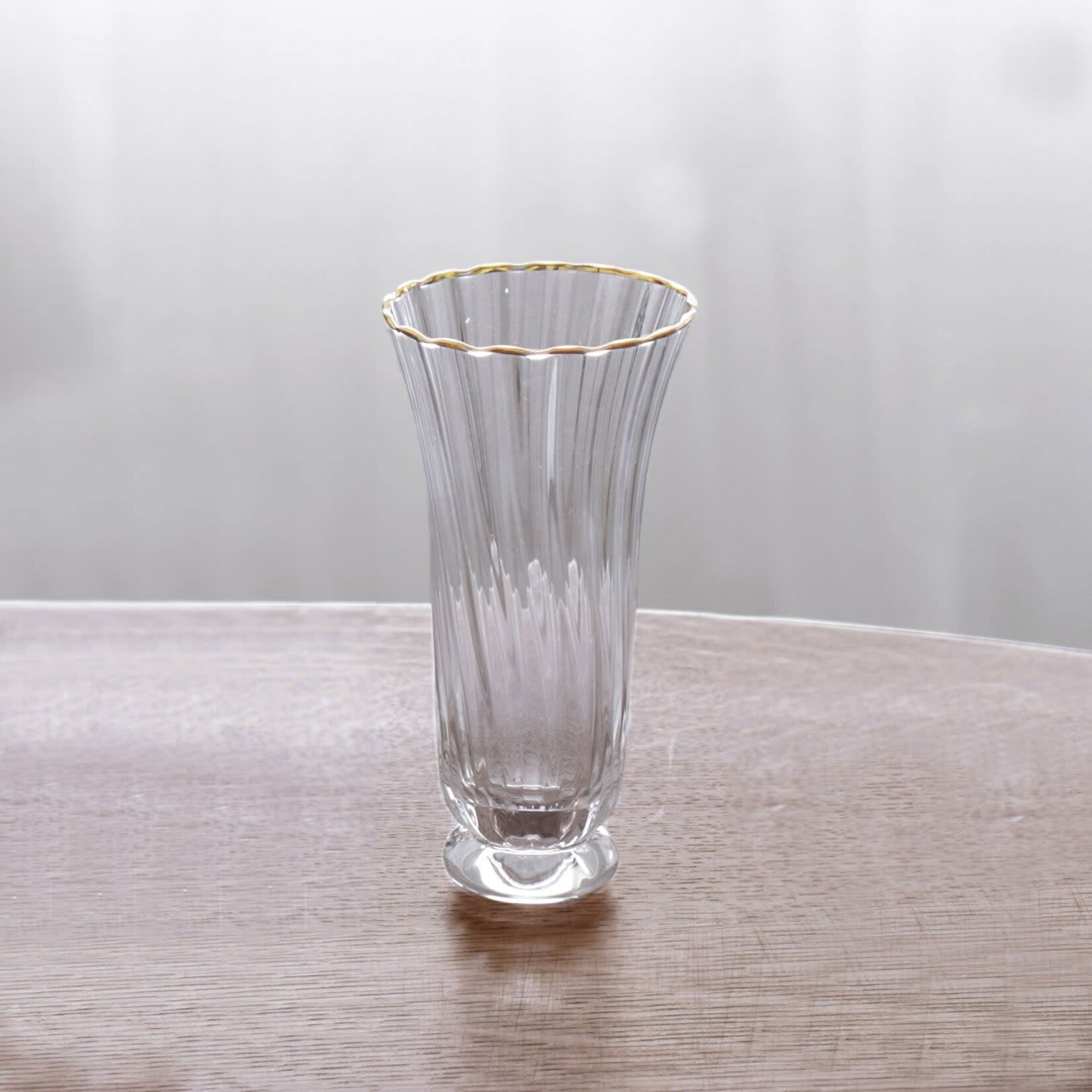 Beatriz Ball Audrey Stemless Flute w Gold Rim