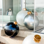 The Inflatable Ornament, 18 in