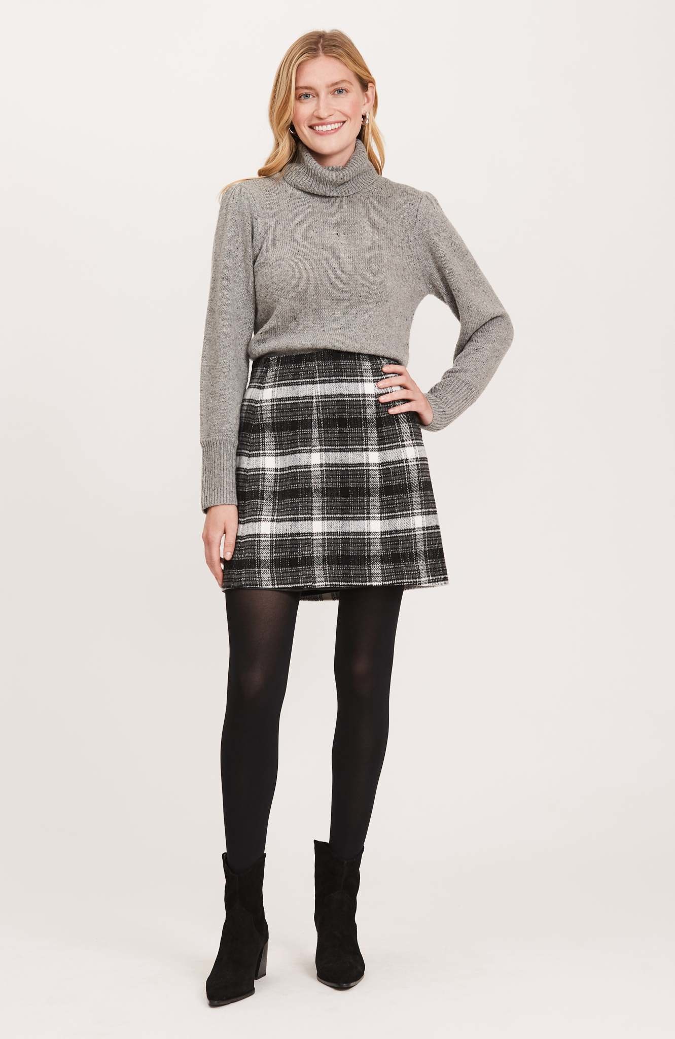 Plaid Short Skirt - Theophilus