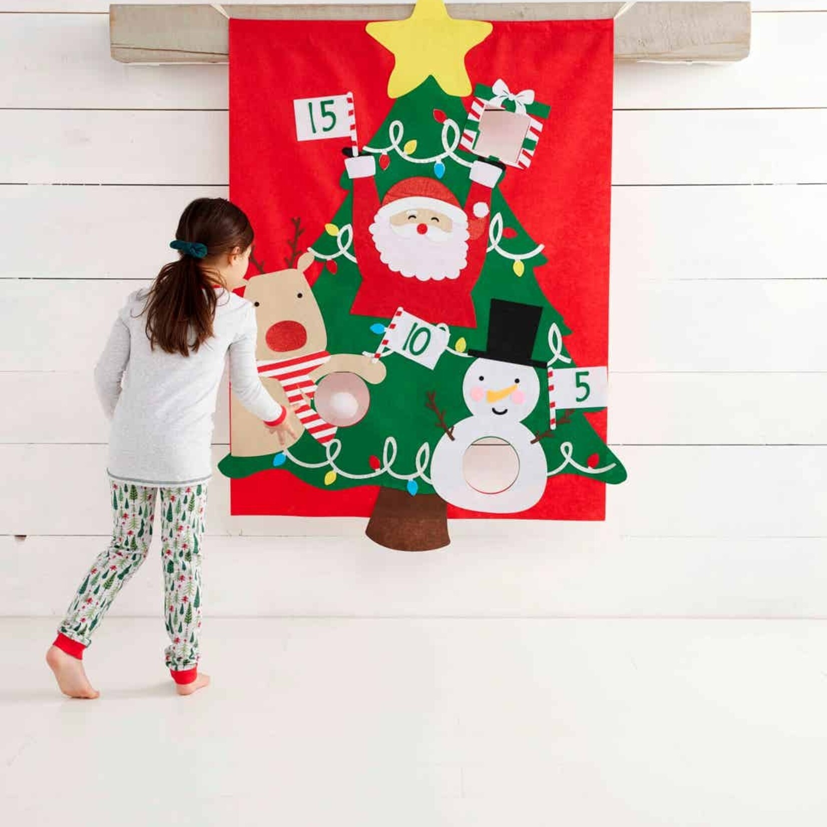 Mudpie Christmas Snowball Toss Game Set