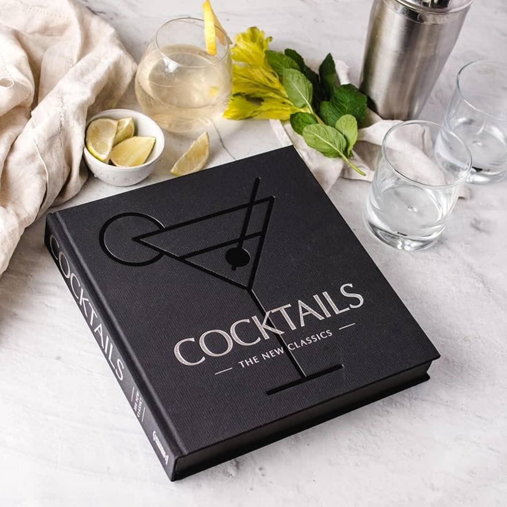 Cocktails: The New Classics