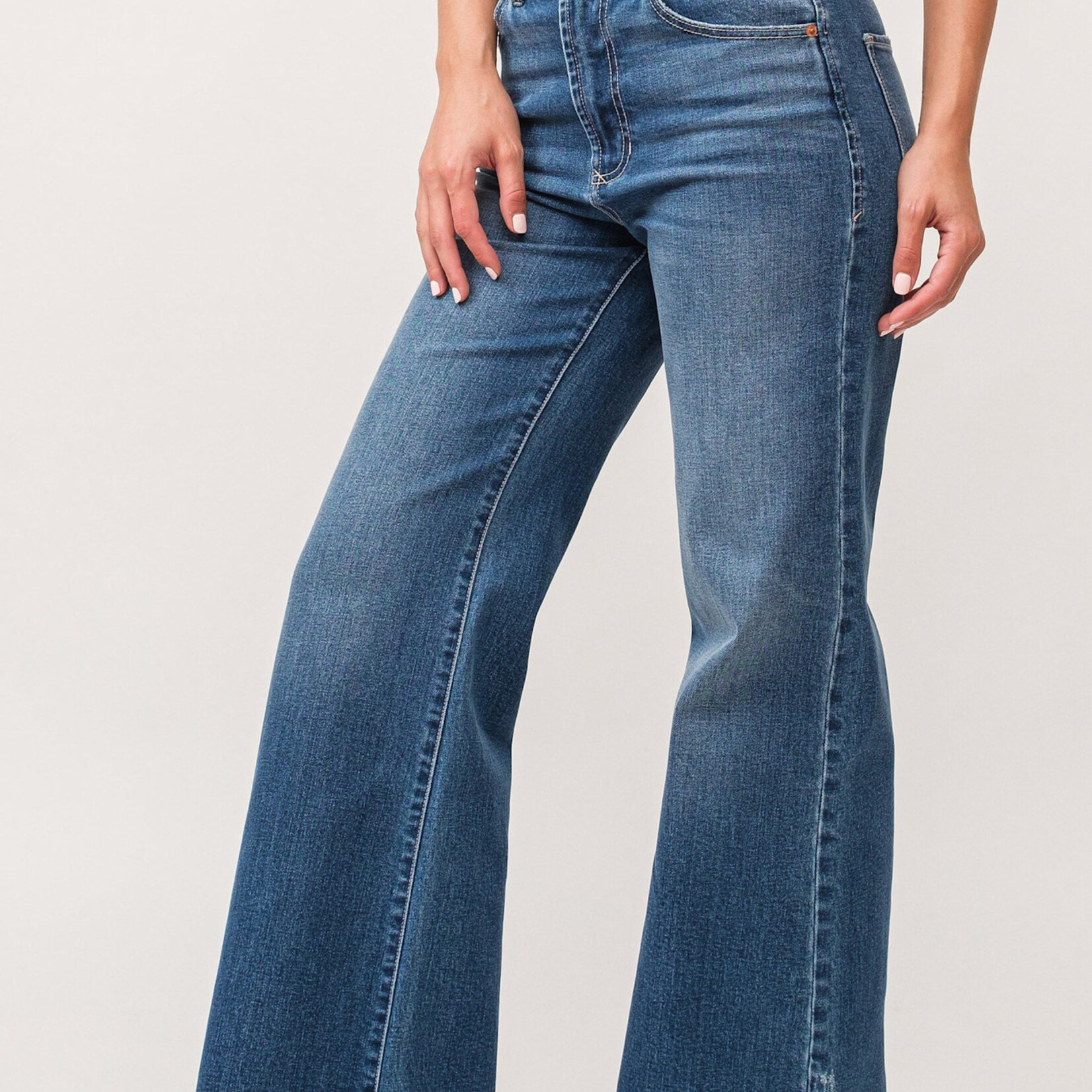 Fiona High Rise Fray Hem Jean