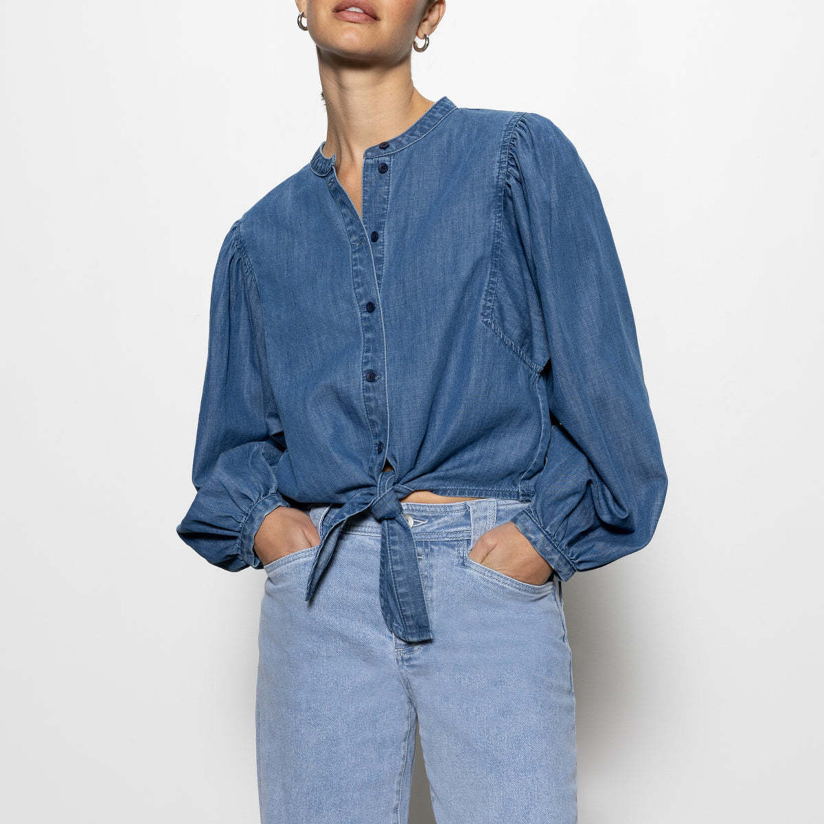 Sanctuary Clothing Tie Front Volume Top