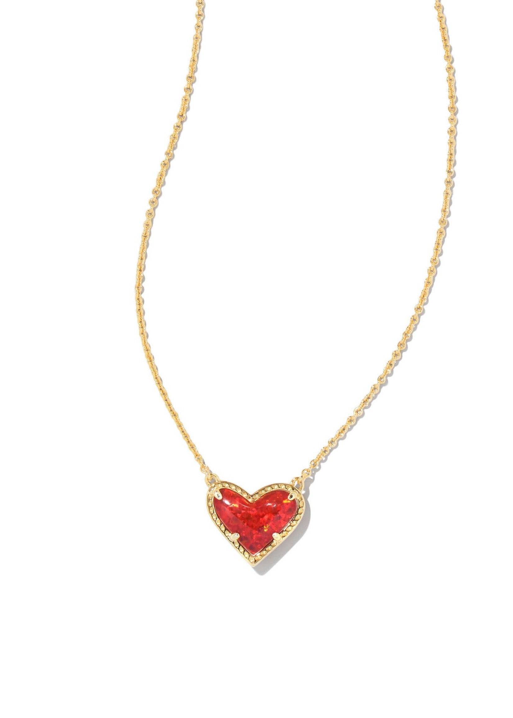 Kendra Scott ARI HEART SHORT PENDANT