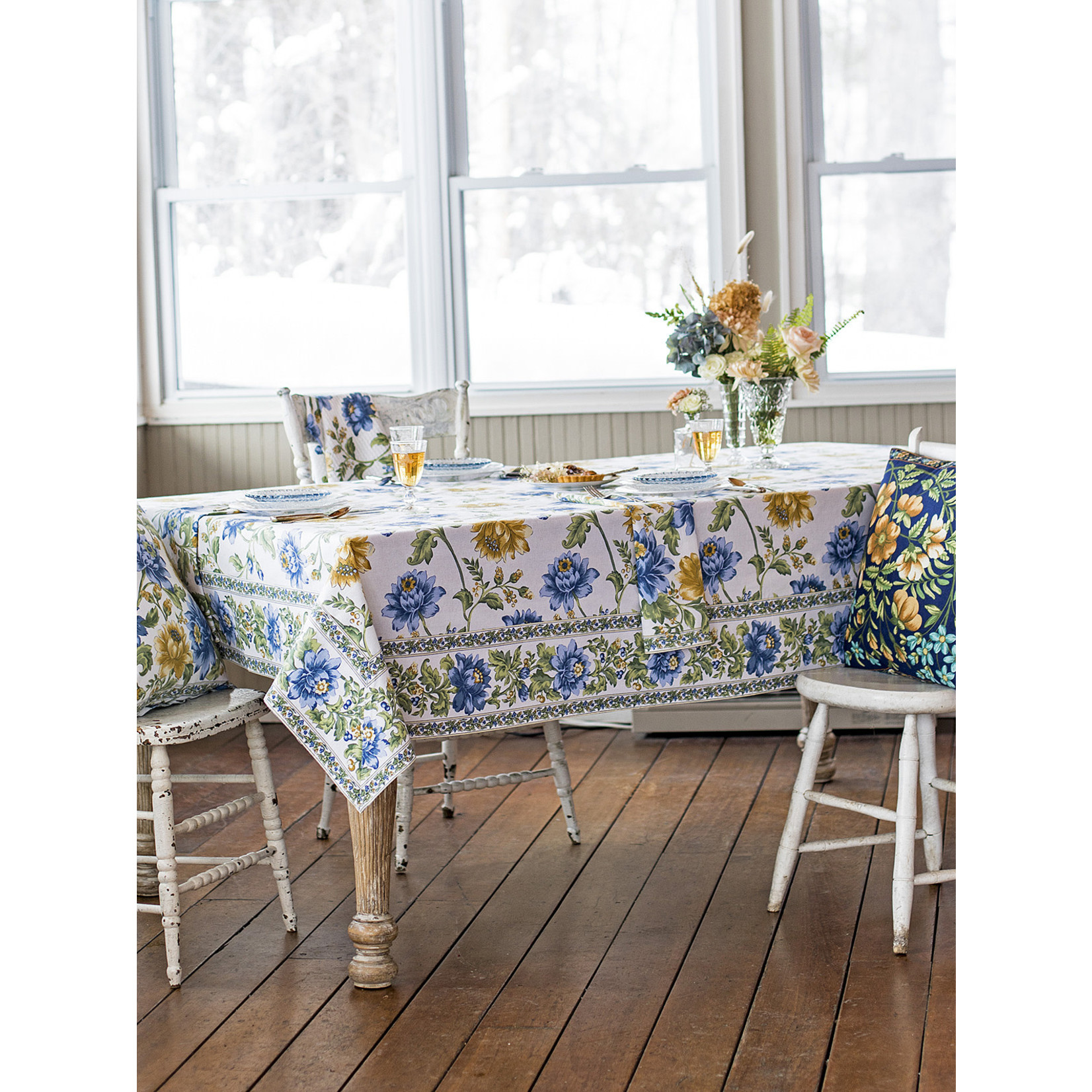 April Cornell Ecru Rosehip Tablecloth | April Cornell