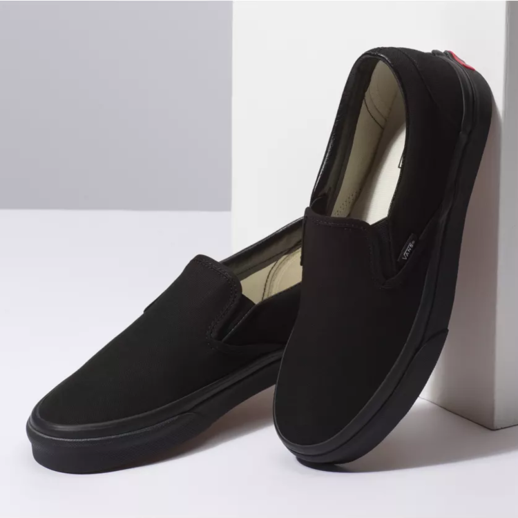Vans Vans U Classic Slip-On | Black/Black