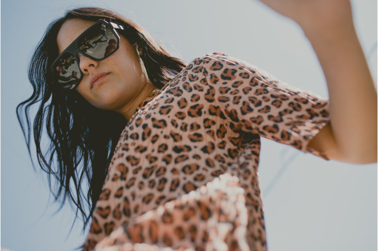 VonZipper Roller | Black Satin / Brown Gradient