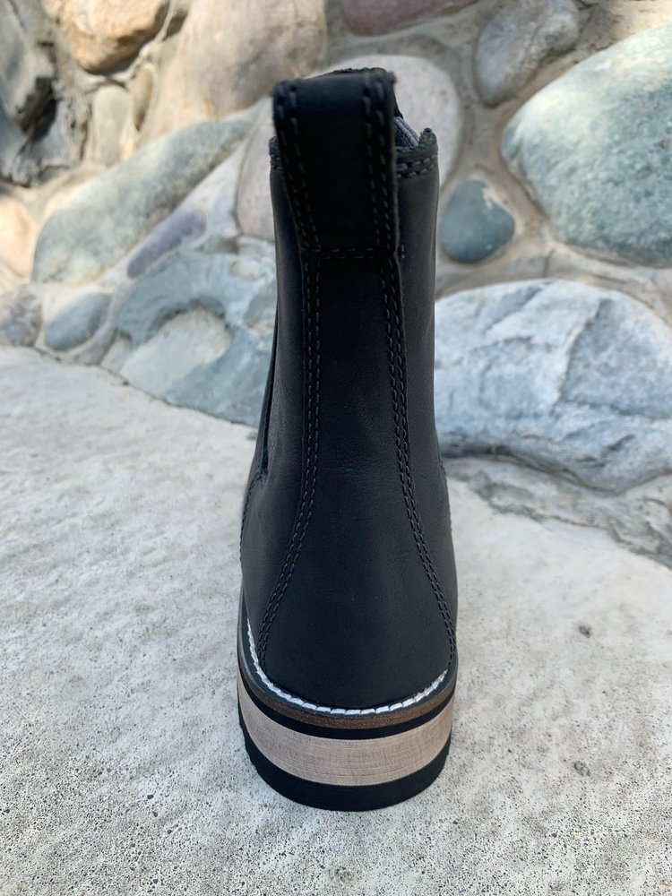 Kodiak Alma Chelsea Boot | Dark Grey Chase