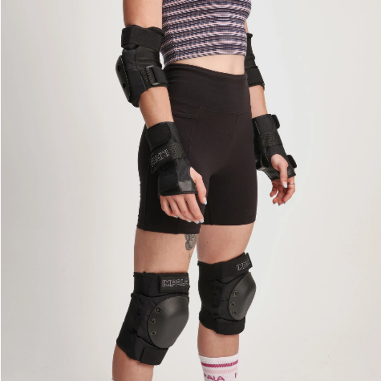 Impala Adult Protective Set | Black