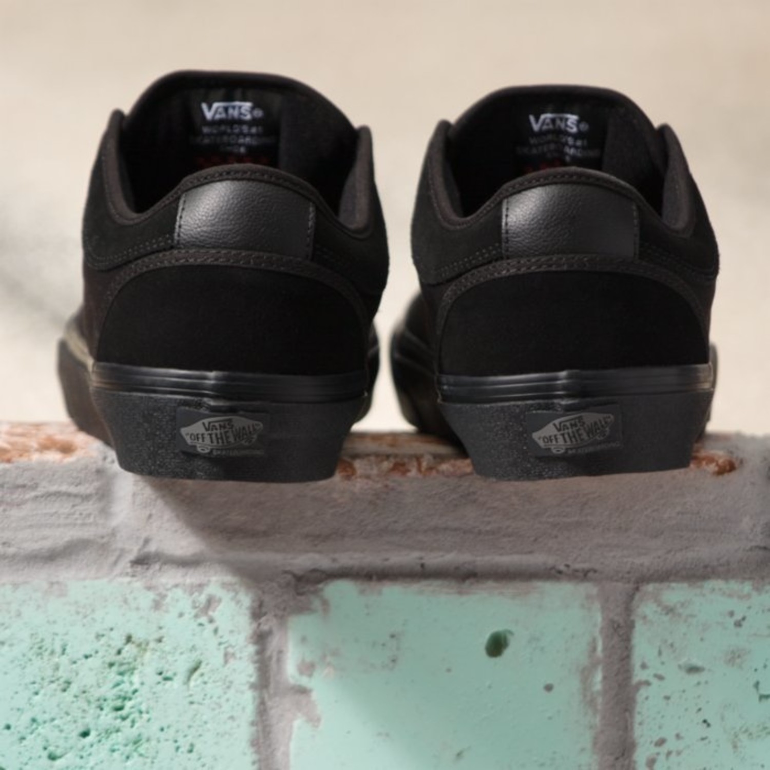 Chukka low clearance blackout