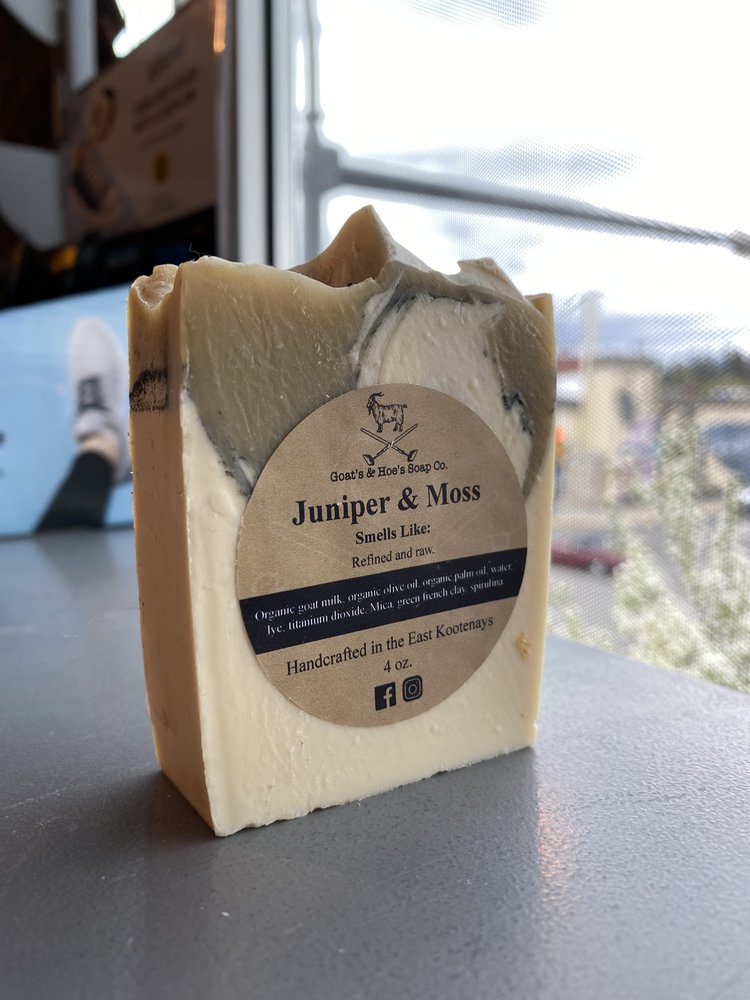 Goats & Hoes Soap Co. Juniper Moss