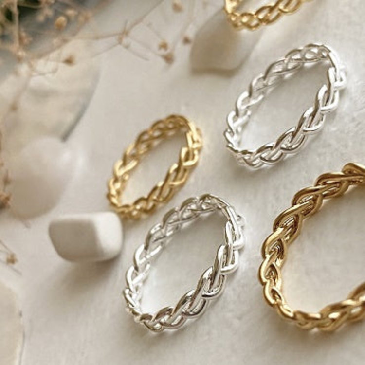 Pika & Bear Shelia Braided Ring | Gold