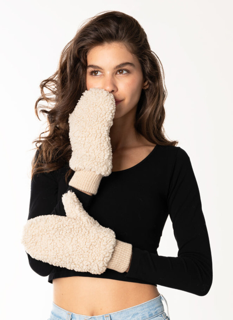 C'est Moi C'est Moi Teddy Mittens | Tan | One Size