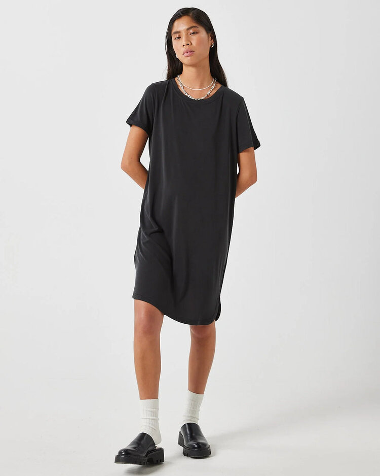 Minimum Larah 2.0 Short Dress | Black