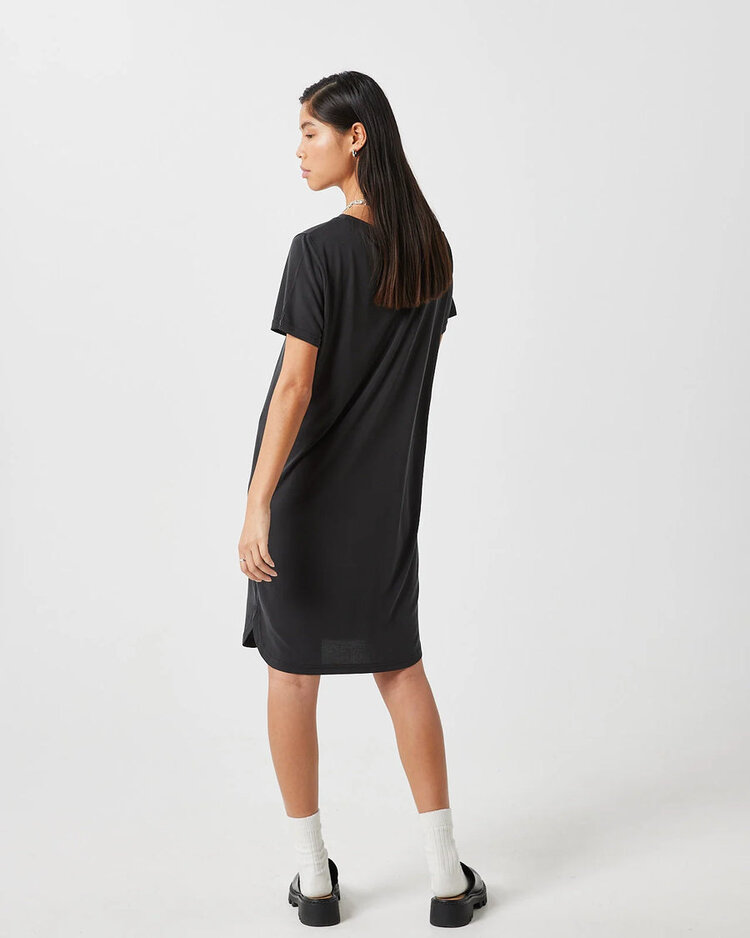 Minimum Larah 2.0 Short Dress | Black
