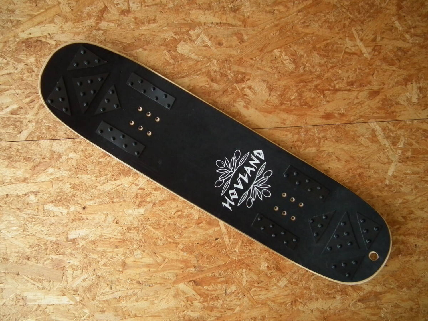 Hovland Snowskates Hovland Studded Stomp Grip - Shop Now - The