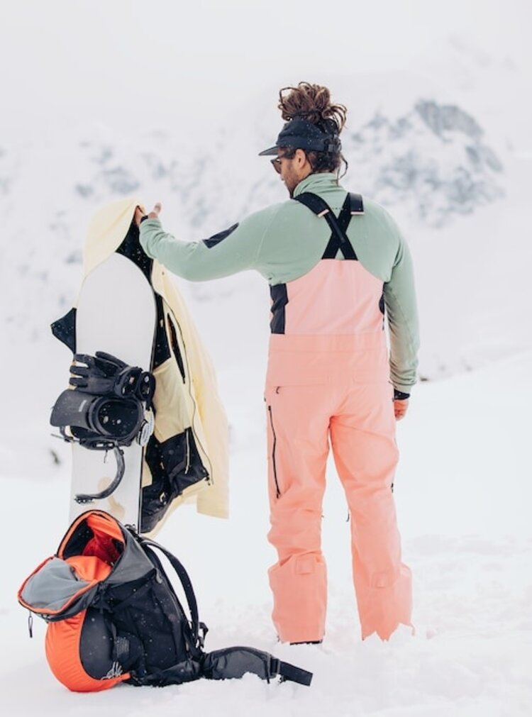 Burton Burton [ak] Freebird GORE-TEX 3L Stretch Bib Pants | Reef Pink