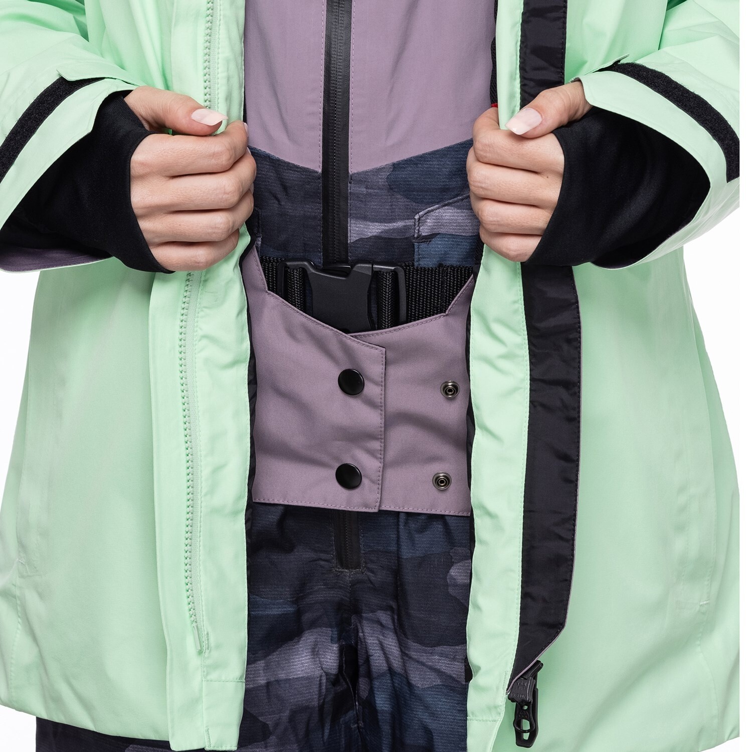 686 Women's GORE-TEX Skyline Shell Jacket | Key Lime - The