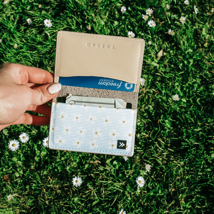 Thread Bifold Wallet | Luna