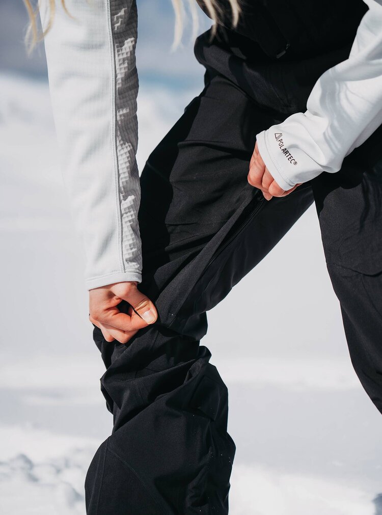 Burton Women's [ak] Kimmy GORE-TEX 3L Stretch Bib Pants | True Black