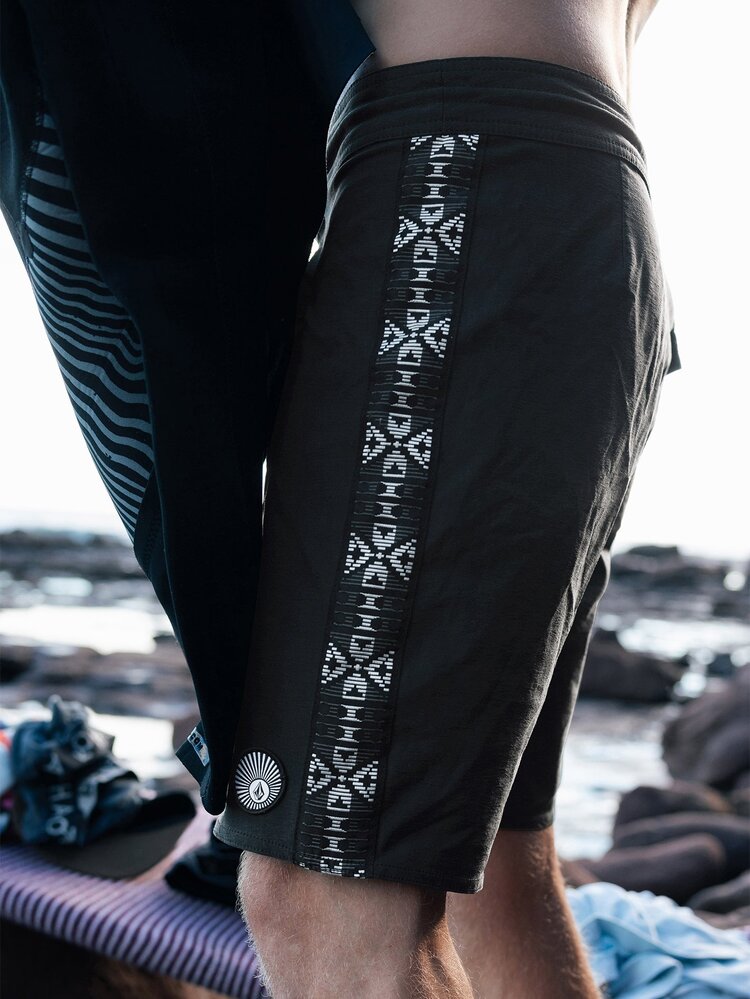 Volcom Volcom Entertainment Hockey Dad Stoney Trunks 19 | Black