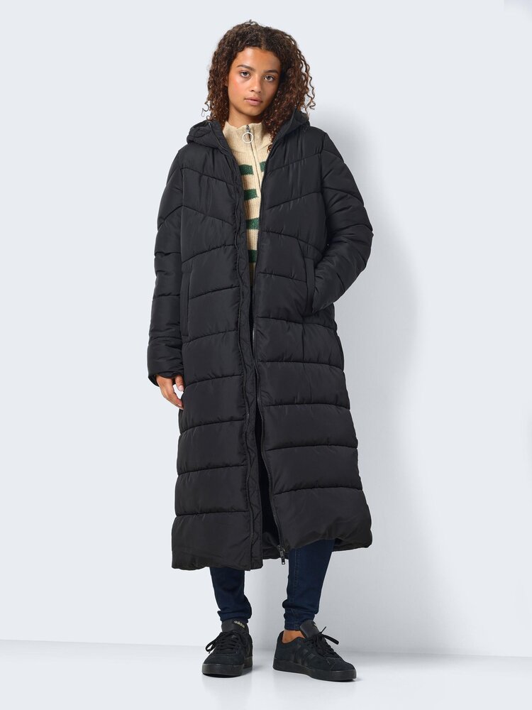 Noisy May Dalcon Extra Long Puffer Jacket | Black